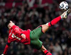 九游体育-C罗赛事官方发布败北新规，巴塞罗那争议不断！的简单介绍