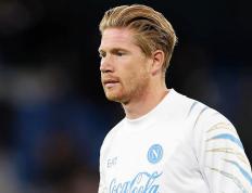 九游娱乐-德布劳内回归赛场，关键助攻首场状态亮眼，G2观众沸腾！的简单介绍