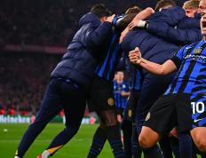 九游体育-关于转折点！拜仁慕尼黑遗憾出局；亚冠今夜攻防权衡；细节曝光；赛季目标并未改变的信息