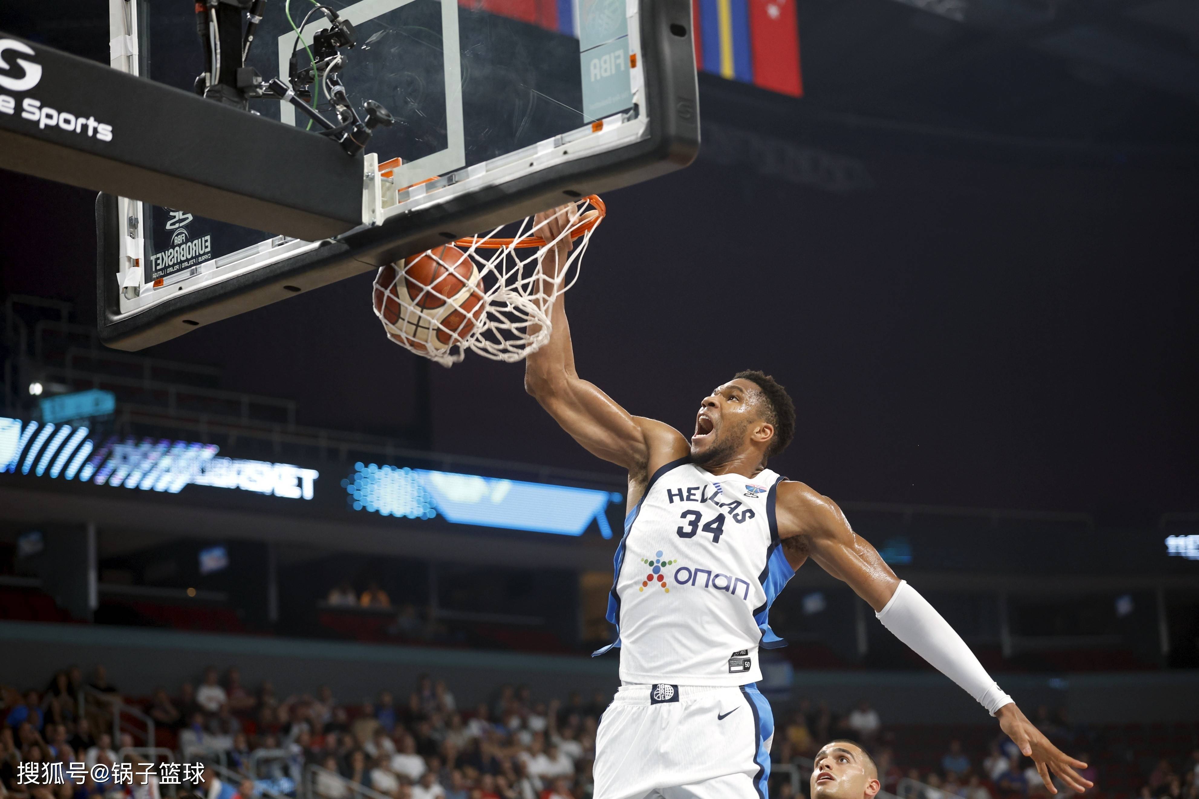 九游娱乐-关于字母哥连续七场比赛得分超过高光表现,加拿大队挑战极限!的信息